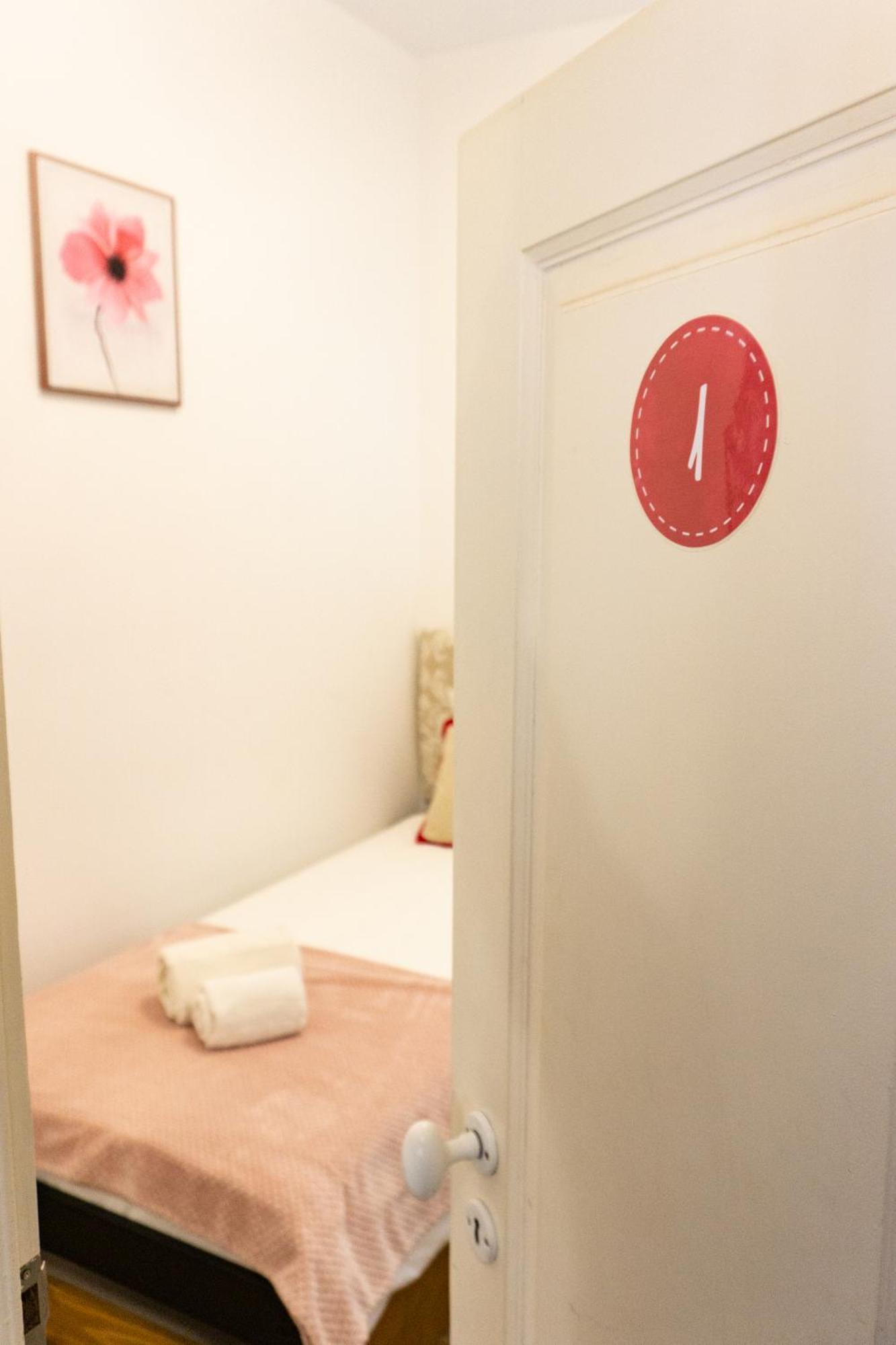 Hotel Lalitana Townhouse Lagos Pokój zdjęcie