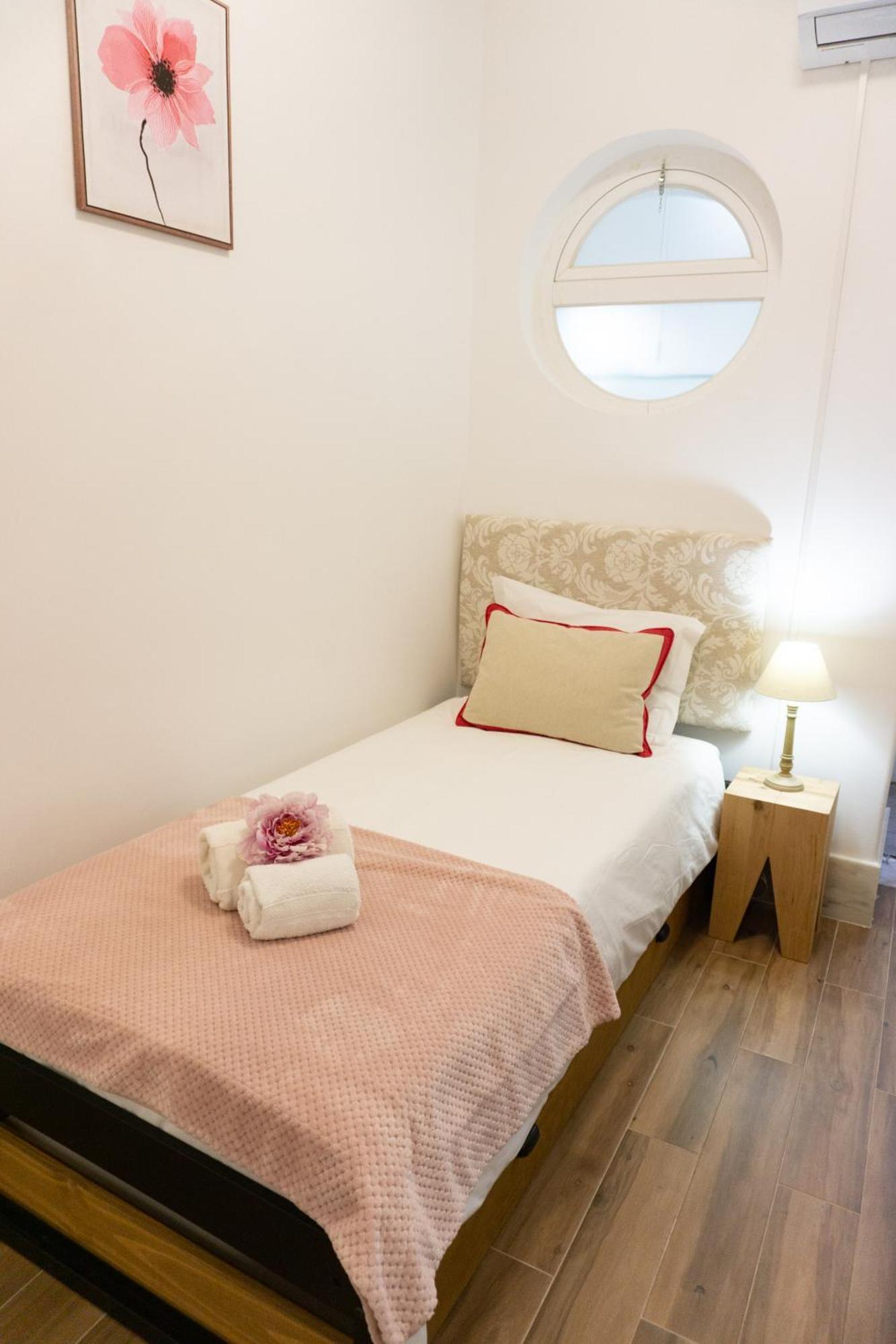 Hotel Lalitana Townhouse Lagos Pokój zdjęcie